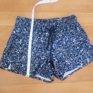 Athleta Shorts - Size 2